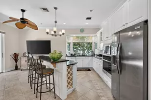 7982 SE Hempstead Cir, Hobe Sound, FL 33455 - Photo 11