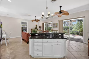 7982 SE Hempstead Cir, Hobe Sound, FL 33455 - Photo 13