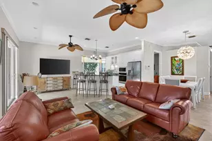 7982 SE Hempstead Cir, Hobe Sound, FL 33455 - Photo 7