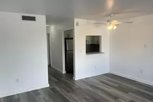 365 NE 125th St, North Miami, FL 33161 - Photo 3