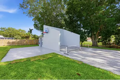 8492 NW 15th Court, Coral Springs, FL 33071 - Photo 3