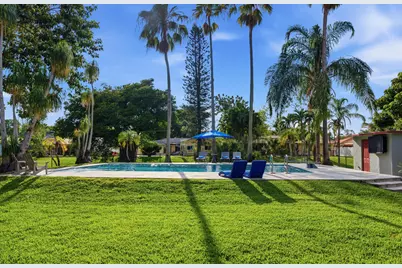 8492 NW 15th Court, Coral Springs, FL 33071 - Photo 57