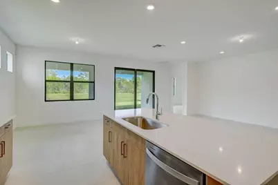 5946 SE Skyblue Circle, Stuart, FL 34997 - Photo 11