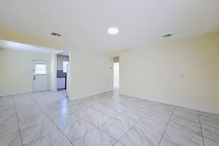 2037 Washington St, Hollywood, FL 33020 - Photo 11