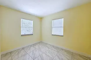 2037 Washington St, Hollywood, FL 33020 - Photo 7