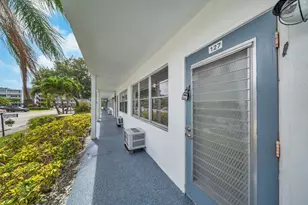 127 Westbury G, Deerfield Beach, FL 33442 - Photo 3