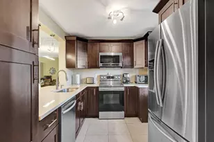 401 SE 3rd St, Dania Beach, FL 33004 - Photo 1