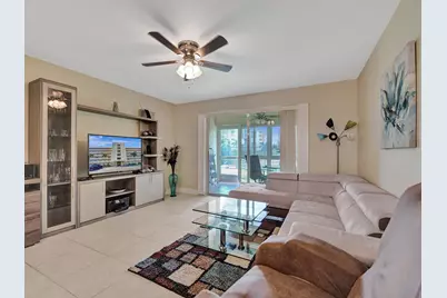 401 SE 3rd Street #107, Dania Beach, FL 33004 - Photo 29