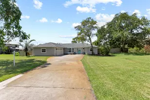 698 Fischer Dr, Sebastian, FL 32958 - Photo 29