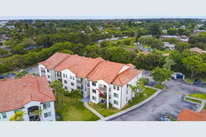1002 Villa Circle, Boynton Beach, FL 33435 - Photo 59