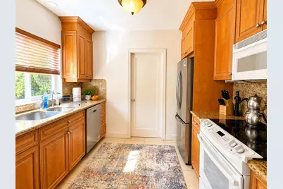 712 SE 11th Court, Fort Lauderdale, FL 33316 - Photo 7