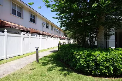 3024 NW 30th Way, Oakland Park, FL 33311 - Photo 35