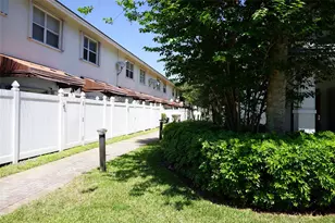 3024 NW 30th Way, Oakland Park, FL 33311 - Photo 35