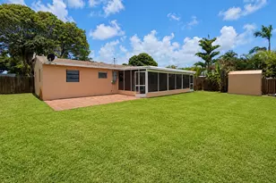 1428 SW 1st Ave, Deerfield Beach, FL 33441 - Photo 17