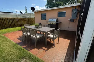 1428 SW 1st Ave, Deerfield Beach, FL 33441 - Photo 15