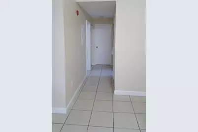 6936 SW 39th Street #D208, Davie, FL 33314 - Photo 5