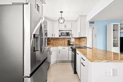 360 Monaco Court #360, Delray Beach, FL 33446 - Photo 9