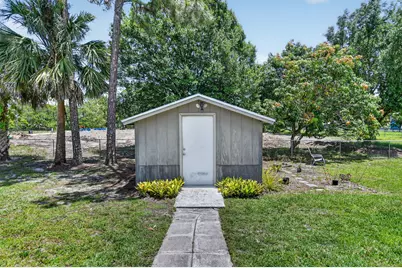 12838 72nd Court N, The Acreage, FL 33412 - Photo 43