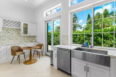 116 Coral Cay Drive, Palm Beach Gardens, FL 33418 - Photo 13