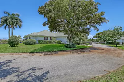 15560 46th Lane S, Wellington, FL 33414 - Photo 13