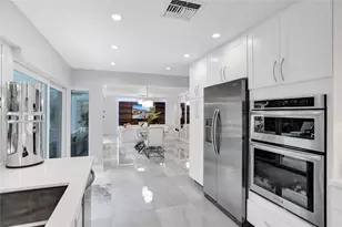 2051 NE 59th Ct, Fort Lauderdale, FL 33308 - Photo 17