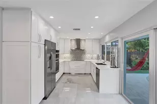 2051 NE 59th Ct, Fort Lauderdale, FL 33308 - Photo 11