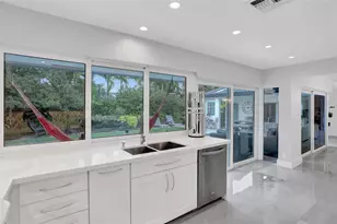 2051 NE 59th Ct, Fort Lauderdale, FL 33308 - Photo 15