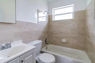630 NW 15th Terrace, Fort Lauderdale, FL 33311 - Photo 9