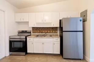 630 NW 15th Terrace, Fort Lauderdale, FL 33311 - Photo 1