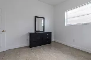 630 NW 15th Terrace, Fort Lauderdale, FL 33311 - Photo 9