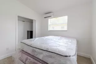 630 NW 15th Terrace, Fort Lauderdale, FL 33311 - Photo 11