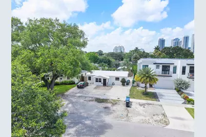 413 SW 11th Street, Fort Lauderdale, FL 33315 - Photo 1