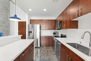 300 S Australian Ave, West Palm Beach, FL 33401 - Photo 7