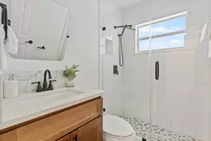 4461 NE 19th Ave, Oakland Park, FL 33308 - Photo 21