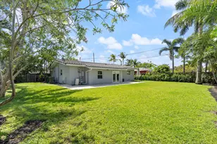4461 NE 19th Ave, Oakland Park, FL 33308 - Photo 17
