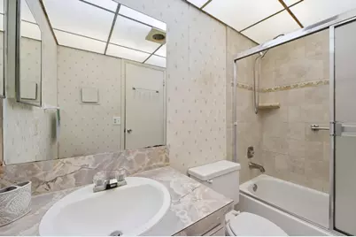 519 Burgundy K, Delray Beach, FL 33484 - Photo 21