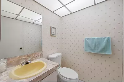 519 Burgundy K, Delray Beach, FL 33484 - Photo 15