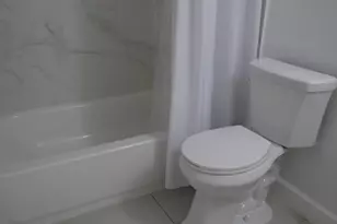7091 W Sunrise Blvd, Plantation, FL 33313 - Photo 17