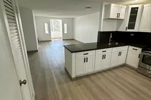 1660 NE 191st St, Miami, FL 33179 - Photo 15