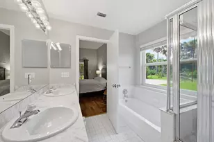 15181 Oak Chase Ct, Wellington, FL 33414 - Photo 9