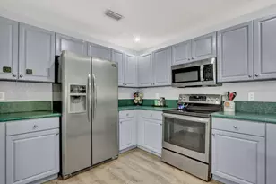 3300 Commodore Ct, West Palm Beach, FL 33411 - Photo 13