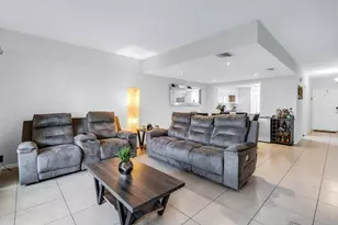 8858 NW 48th St, Sunrise, FL 33351 - Photo 13