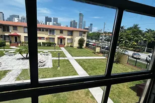 661 SW 11th St, Miami, FL 33129 - Photo 9
