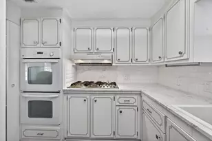 7102 SE Bluebird Cir, Hobe Sound, FL 33455 - Photo 5