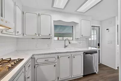 7102 SE Bluebird Circle, Hobe Sound, FL 33455 - Photo 15