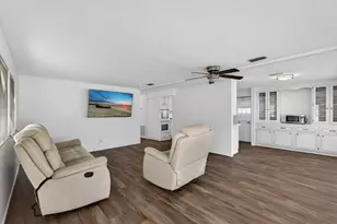 7102 SE Bluebird Cir, Hobe Sound, FL 33455 - Photo 19