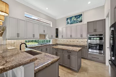 160 Viera Drive, Palm Beach Gardens, FL 33418 - Photo 27