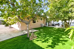 12255 NW Miami Ct, North Miami, FL 33168 - Photo 19