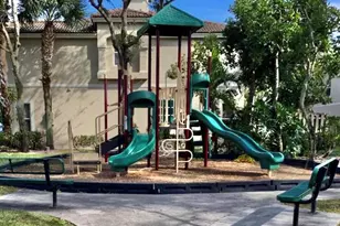 816 Summit Lake Dr, West Palm Beach, FL 33406 - Photo 21