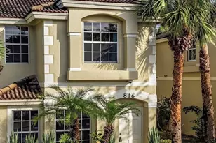 816 Summit Lake Dr, West Palm Beach, FL 33406 - Photo 1